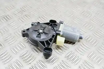 Pièce détachée automobile d'occasion MOTEUR LÈVE VITRE AVANT DROIT pour SKODA KAROQ NU7  Références OEM IAM 5Q0959802B,0130822716,E850202100  