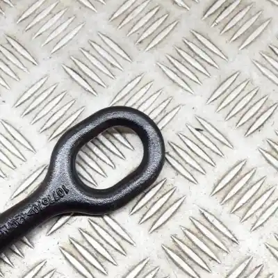 Second-hand car spare part trailer hitch for tesla model 3 (2018-..) sedan oem iam references 1077570-42-c,1077570  