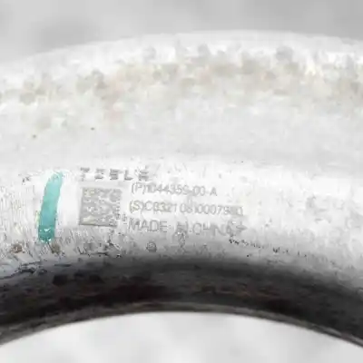 Peça sobressalente para automóvel em segunda mão braço de suspensão inferior dianteiro direito por tesla model 3 (2018-..) sedan referências oem iam 1044359-00-a  