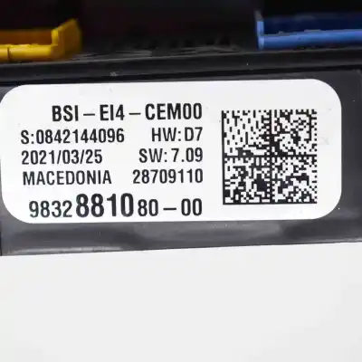 Peça sobressalente para automóvel em segunda mão caixa de fusíveis e relés por opel mokka (2020-..) off-road referências oem iam 9832881080  