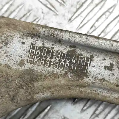 Peça sobressalente para automóvel em segunda mão braço de suspensão superior dianteiro direito por jaguar f-pace x761 (2015-..) off-road referências oem iam hk83-3084  
