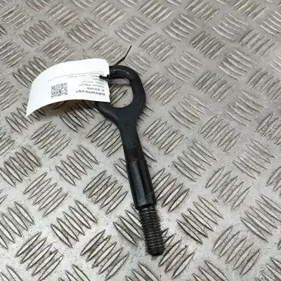 Second-hand car spare part trailer hitch for tesla model y (2019-..) off-road oem iam references 1077570-42-c  