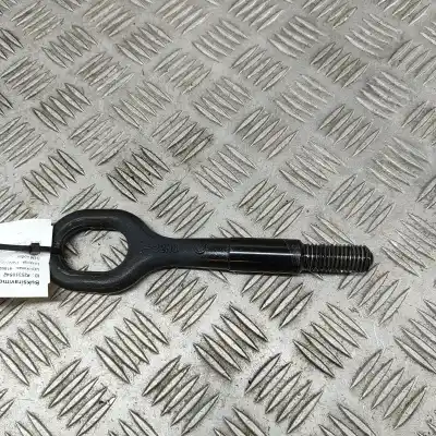 Second-hand car spare part trailer hitch for tesla model y (2019-..) off-road oem iam references 1077570-42-c  