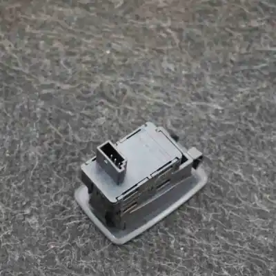 Peça sobressalente para automóvel em segunda mão BOTÃO / INTERRUPTOR ELEVADOR VIDRO TRASEIRO DIREITO por BMW 3 E90  Referências OEM IAM 6945874  