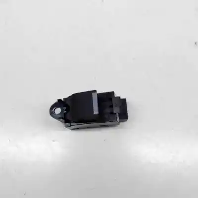 Second-hand car spare part REAR RIGHT POWER WINDOW SWITCH for LAND ROVER RANGE ROVER VELAR L560  OEM IAM references FK72-14717-AB  