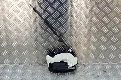İkinci el araba yedek parçası ARKA SAG KAPI KILIDI için VOLKSWAGEN TIGUAN 5N_  OEM IAM referansları 5K0837350B,5N0839016G  