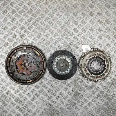 Second-hand car spare part CLUTCH KIT for NISSAN PULSAR HATCHBACK C13  OEM IAM references 302107571R,301010007R,12310-00Q4J  