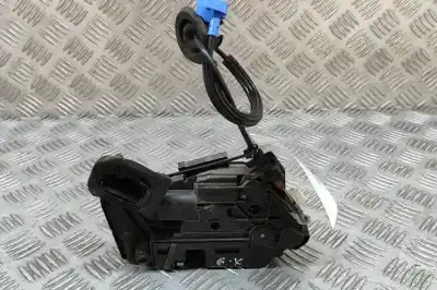 Pièce détachée automobile d'occasion SERRURE DE PORTE ARRIÈRE GAUCHE pour SEAT LEON ST 5F8  Références OEM IAM 5K4839015R  