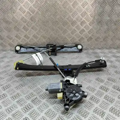 Автозапчастина б/у РЕГУЛЯТОР ПЕРЕДНЬОГО ПРАВОГО СКЛА для AUDI A3 SPORTBACK 8VA, 8VF  Посилання на OEM IAM 8V4837462,0130822717,E850202099,5Q0959801B  