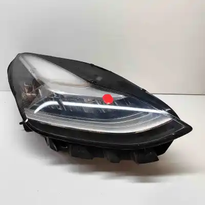 Second-hand car spare part RIGHT HEADLIGHT for TESLA MODEL 3  OEM IAM references 1077372-00-I  