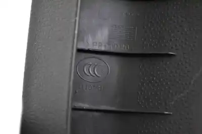 Автозапчастина б/у окрашувальник задніх ліхтарів для ssangyong tivoli (2015-..) off-road посилання на oem iam 1110731  