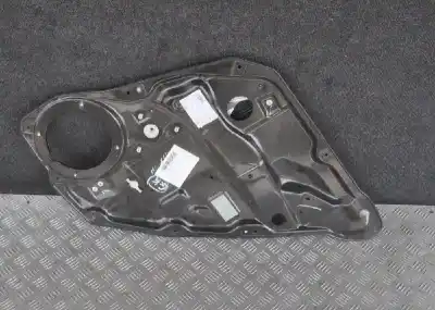 Pièce détachée automobile d'occasion LÉVE GLACE ARRIÈRE DROIT pour MERCEDES-BENZ M W166  Références OEM IAM A1648203002,A2518200208  