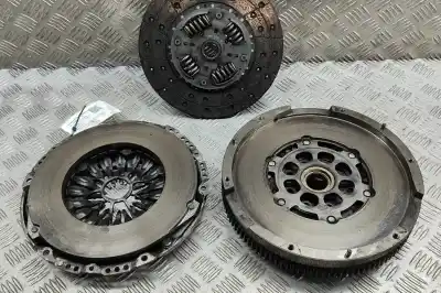 Автозапчастина б/у комплект зцеплення для ford transit custom (2012-..) commercial посилання на oem iam 326009010,126007710,415056210  