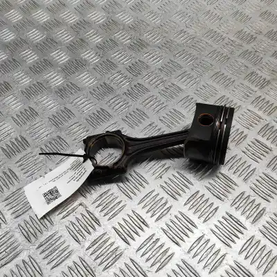 Second-hand car spare part PISTON for AUDI A4 8E2, B6  OEM IAM references 06B107065N,06A198401  