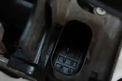 Автозапчастина б/у замок передній праві двері для mercedes-benz c t-model s205 (2014-..) estate посилання на oem iam a0997201800  
