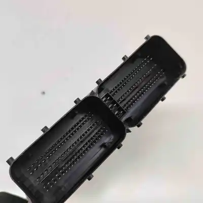 Peça sobressalente para automóvel em segunda mão centralina de motor uce por kia xceed cd (2020-..) off-road referências oem iam 39100-2u250,39101-2u250  