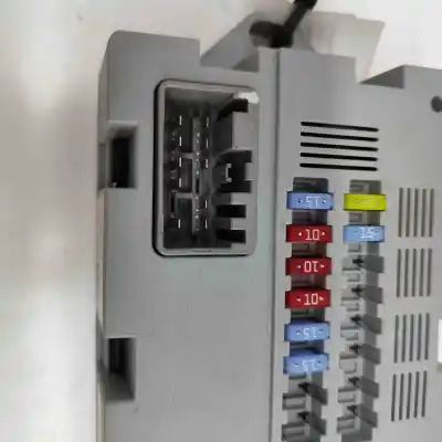 Автозапчастина б/у РЕЛЕ/ЗАПОПЕРІВНИК для JAGUAR I-PACE X590  Посилання на OEM IAM CPLA-14Q073-AA  