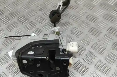 Pièce détachée automobile d'occasion SERRURE DE PORTE AVANT GAUCHE pour PORSCHE CAYENNE 92A  Références OEM IAM 8J1837015A,8J1.837.015.A  