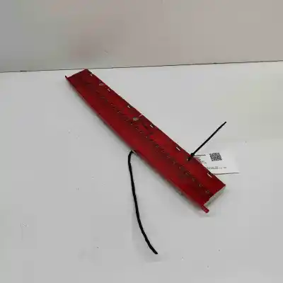 Pièce détachée automobile d'occasion feu de frein central pour audi a8 d3 4e2, 4e8 (2002-2010) références oem iam 4e0945097  