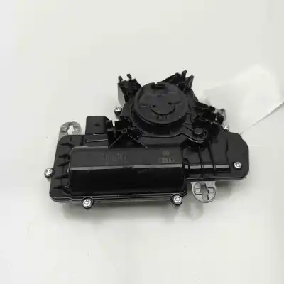 Автозапчастина б/у ДВИГАТЕЛЬ C/C ВОРОТ для SKODA SUPERB III ESTATE 3V5  Посилання на OEM IAM 5TA827887C  