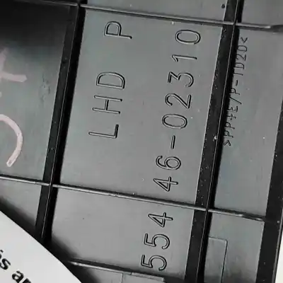 Peça sobressalente para automóvel em segunda mão quadrante por toyota auris auris (2006-2012) referências oem iam 55446-02310  