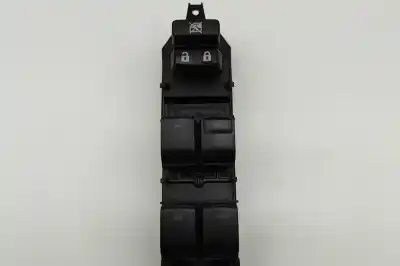 Recambio de automóvil de segunda mano de Interruptor De La Ventana De La Puerta Delantera Derecha para TOYOTA LAND CRUISER _J15_ (2009-..) Off-road referencias OEM IAM 84040-60240  