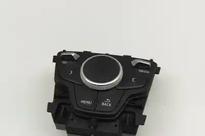 Recambio de automóvil de segunda mano de PERILLA DE CONTROL DE NAVEGACIÓN para AUDI A4 AVANT 8W5, B9 (2015-..) Estate referencias OEM IAM 8W0919614J  