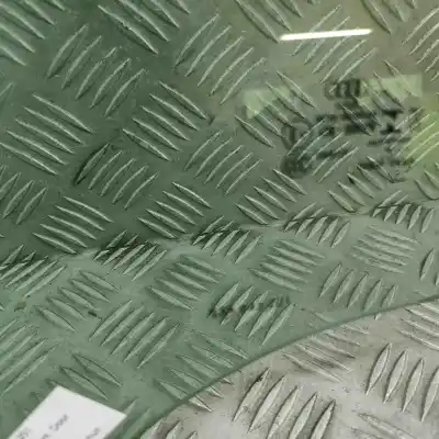 Автозапчастина б/у скло передніх дверей ліве для audi q3 f3 (2018-..) off-road посилання на oem iam 83a845201  