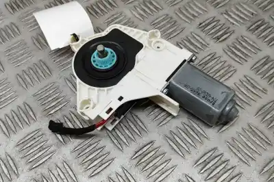 Pièce détachée automobile d'occasion MOTEUR LÈVE VITRE AVANT GAUCHE pour AUDI A4 8K2, B8  Références OEM IAM 8K0959801A  
