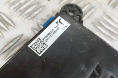 Second-hand car spare part comfort module for tesla model x (2013-..) hatchback oem iam references 1043900-00-e  
