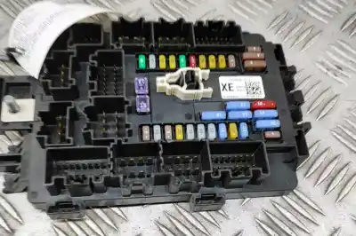 Pezzo di ricambio per auto di seconda mano scatola relè/fusibili per tesla model x (2013-..) hatchback riferimenti oem iam 1094409-01-e  