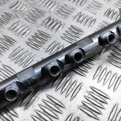 Second-hand car spare part distributor pipe for bmw 1 e87 (2003-2013) hatchback oem iam references 7809127  