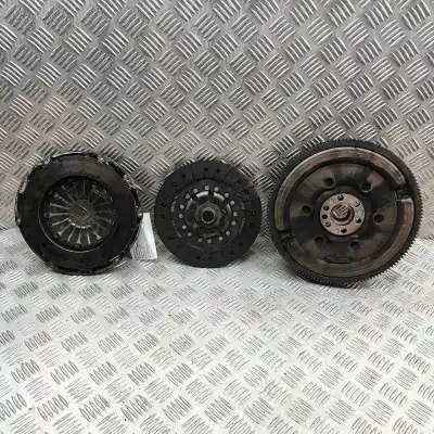 Pezzo di ricambio per auto di seconda mano kit frizione per dacia duster (2010-2018) riferimenti oem iam 123104345r,3000950530  