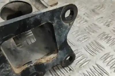 Second-hand car spare part right engine support for nissan np300 navara pick-up d23 (2014-..) pick-up oem iam references 11232-4ja0a,11220-4kj0b  