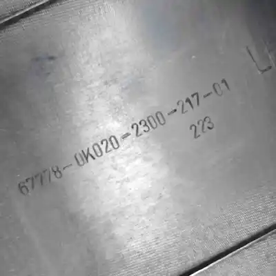 Second-hand car spare part left front door trim for toyota hilux vii pick-up (_n1_, _n2_, _n3_) 2.5 d-4d (kun15, kun35) oem iam references 67620-0k600,67778-0k020  