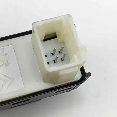 Pezzo di ricambio per auto di seconda mano interruttore alzacristalli anteriore sinistro per opel mokka (2020-..) off-road riferimenti oem iam 98044803zd  