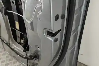 Автозапчастина б/у передні праві двері для audi q7 4l (2006-2015) посилання на oem iam 4l0831312  