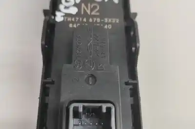Second-hand car spare part left front power window switch for toyota c-hr _x2_, _h2_ (2023-..) off-road oem iam references 84040-47140  