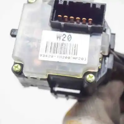 Автозапчастина б/у команда чистити для kia cee\´d hatchback ed (2006-2012) посилання на oem iam 93420-1h200  