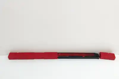 Pièce détachée automobile d'occasion TRIANGLE D'URGENCE pour ASTON MARTIN DB11 (2016-..) Cabrio Références OEM IAM 27R034006  