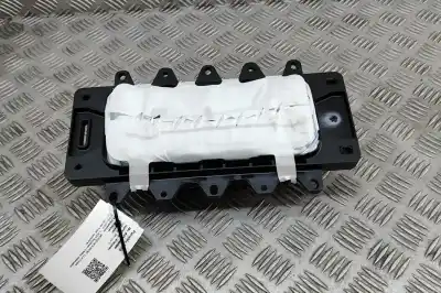 İkinci el araba yedek parçası ÖN SAG HAVA YASTIGI için MERCEDES-BENZ CLA COUPE C118 (2019-..) Coupe OEM IAM referansları A1778602601  