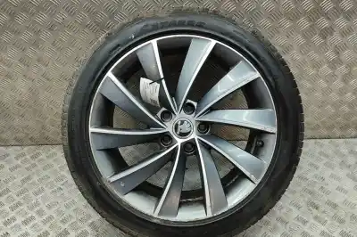 Piesă de schimb auto la mâna a doua JANTÃ pentru SKODA SUPERB III ESTATE 3V5 (2015-..) Estate Referințe OEM IAM 3V0601025A  