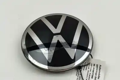 Second-hand car spare part FRONT BADGE for VOLKSWAGEN TOUAREG CR7 (2017-..) Off-road OEM IAM references 3CM853601G  