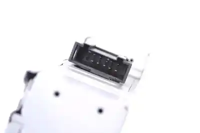 Pièce détachée automobile d'occasion système audio / radiocd pour audi a4 cabrio 8h7, b6, 8he, b7 (2002-2009) références oem iam 8e0035111d  