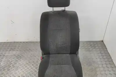 Автозапчасти б/у ЛЕВОЕ ПЕРЕДНЕЕ СИДЕНИЕ за TOYOTA LAND CRUISER 120 _J12_ (2002-2009) ссылки OEM IAM 71074-6A060-B0,71072-60870-B0  