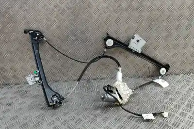 Pièce détachée automobile d'occasion LÉVE GLACE AVANT DROIT pour MERCEDES-BENZ SLK R171 (2004-2011) Références OEM IAM A1717200446  