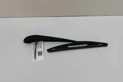 İkinci el araba yedek parçası ARKA SILECEK KOLU için TOYOTA YARIS CROSS MXP_ (2020-..) Off-road OEM IAM referansları 85242-0D160,85241-0D170  