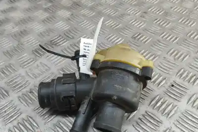 Pezzo di ricambio per auto di seconda mano BOMBA D ACQUA per LAND ROVER DISCOVERY IV (L319) 3.0 TD 4X4 Riferimenti OEM IAM KPLA-8575-AA  