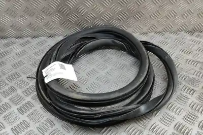 Second-hand car spare part RUBBER DOOR SEAL for AUDI Q4 SUV F4B (2020-..) Off-road OEM IAM references 89A833721  