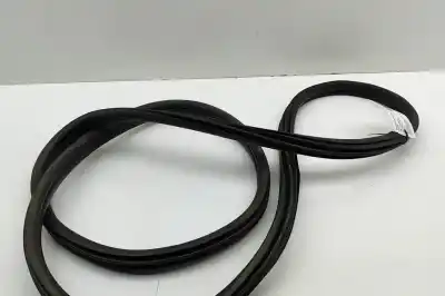 Second-hand car spare part RUBBER DOOR SEAL for BMW 3 G20, G28 (2018-..) Sedan OEM IAM references 7407375  